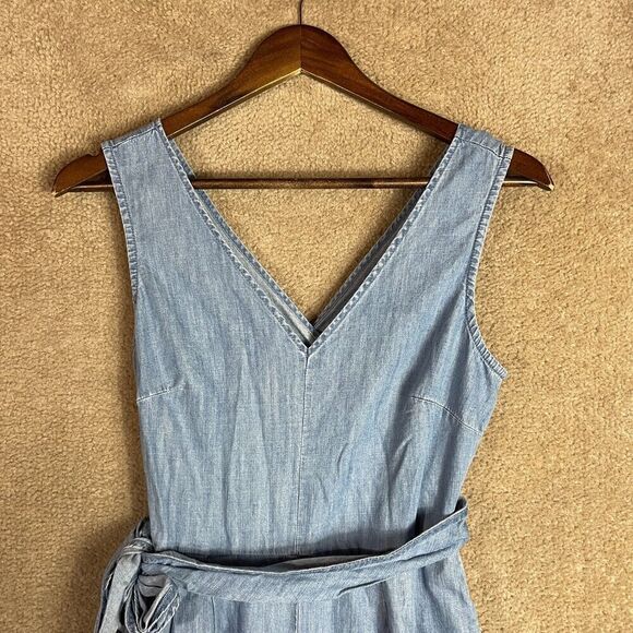 J.‎ Crew Wrap Jumpsuit Women's 4 Blue Denim Chambray Tie Waist Sleeveless V Neck - Picture 4 of 12